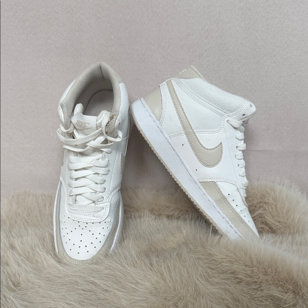 Nike Women's White and Tan Sneakers